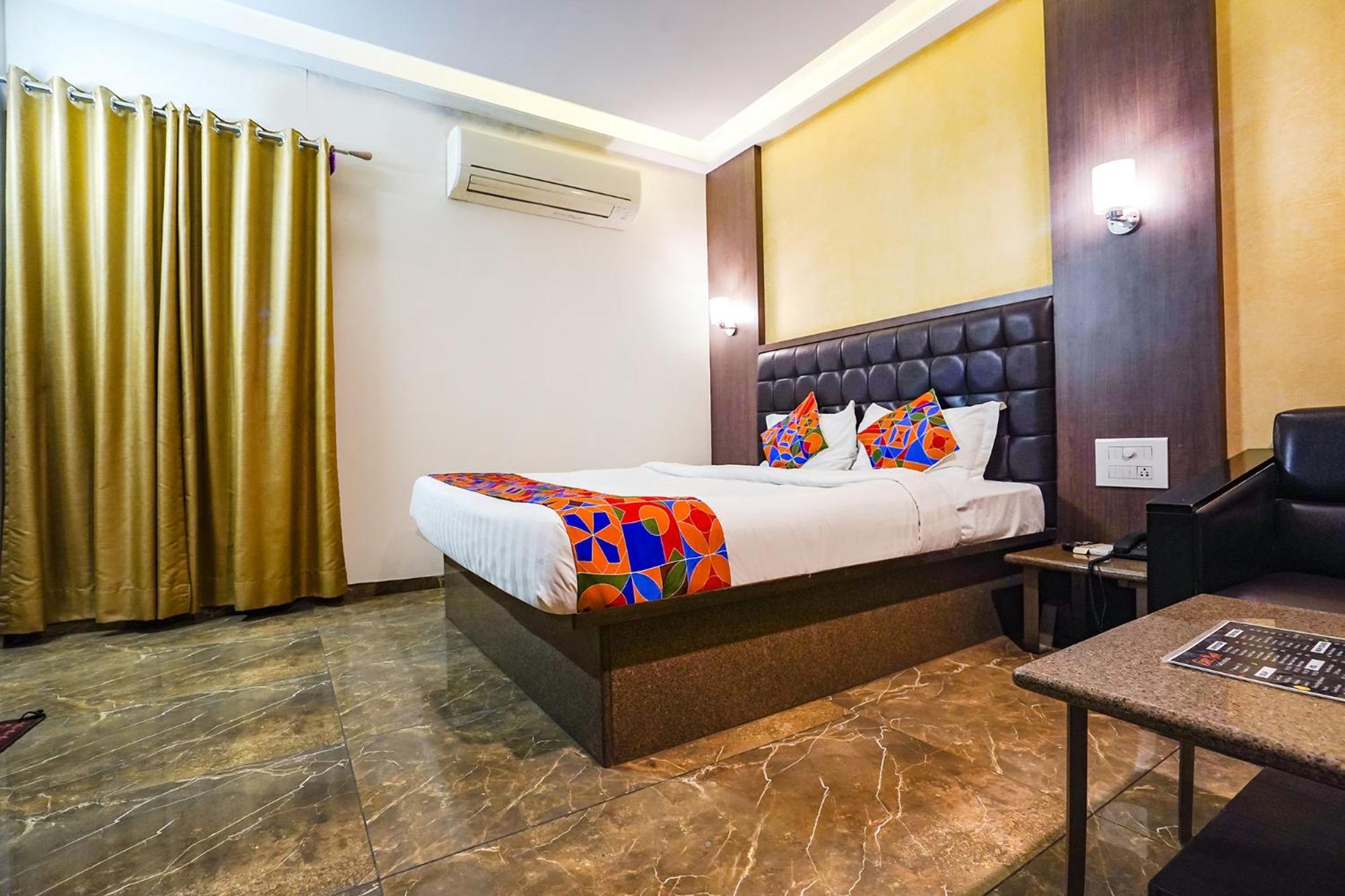 Fabhotel Jagannath - Nr Platinum Hospital, Sitabuldi Nagpur Bagian luar foto