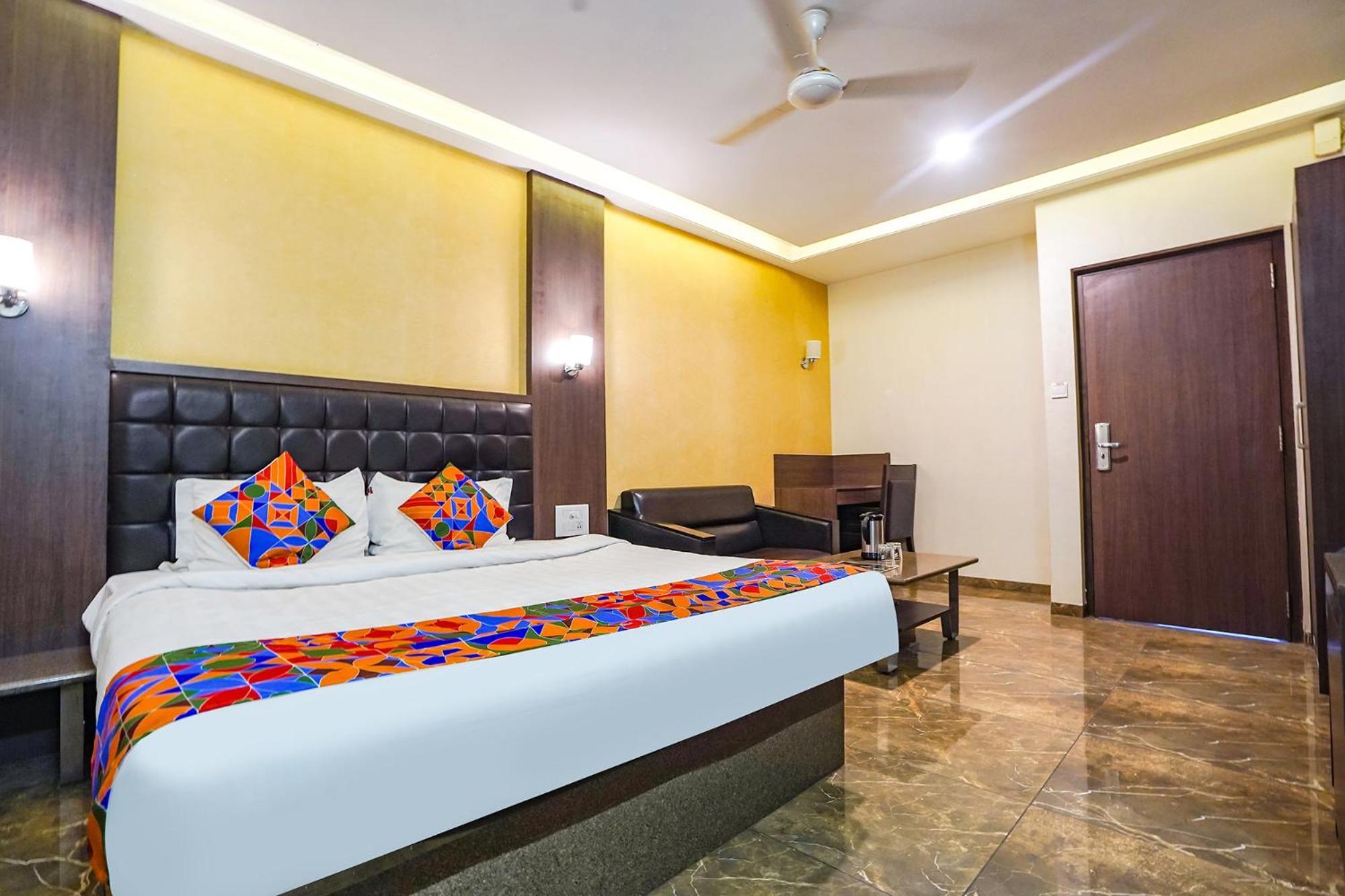 Fabhotel Jagannath - Nr Platinum Hospital, Sitabuldi Nagpur Bagian luar foto