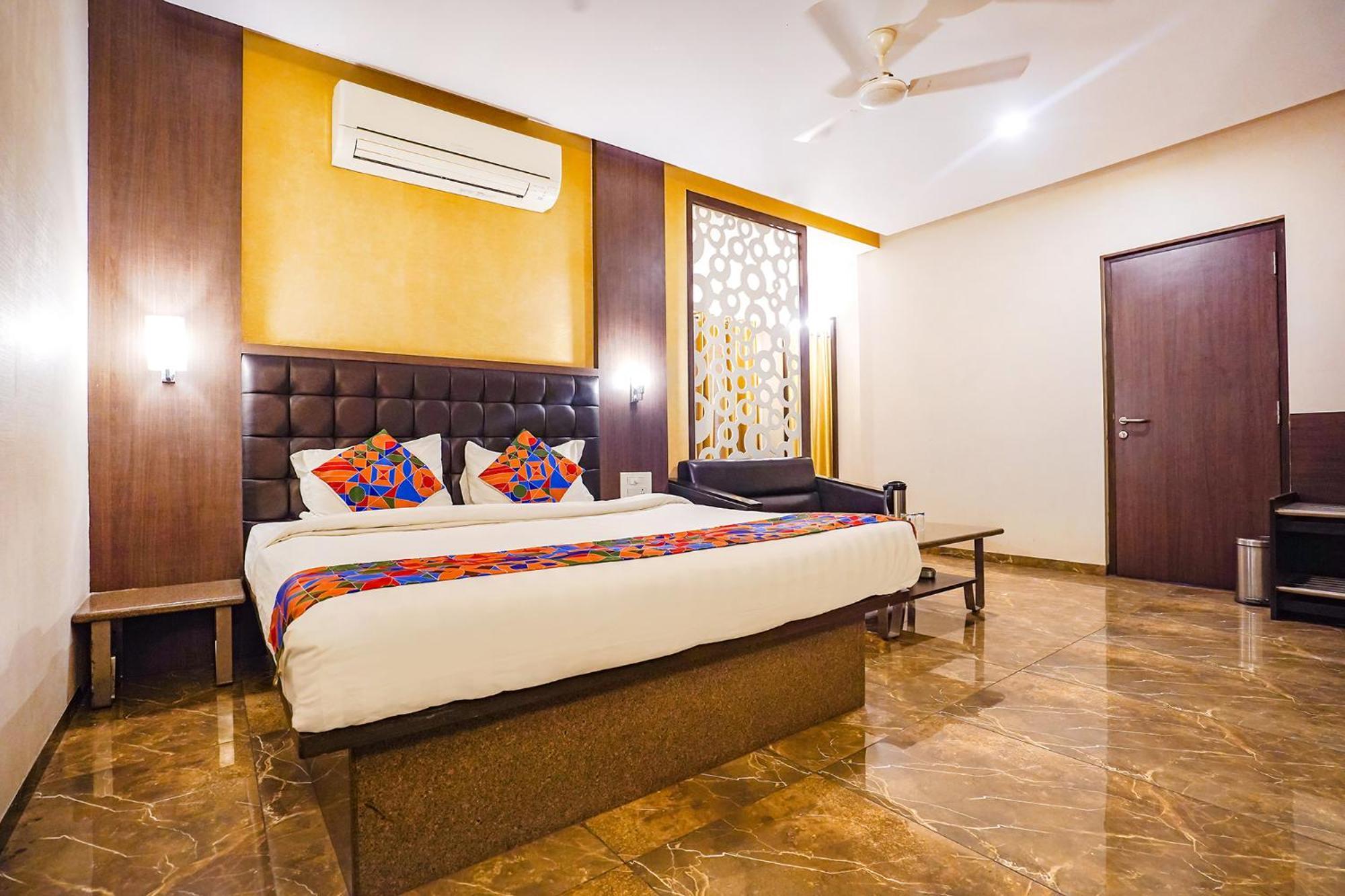 Fabhotel Jagannath - Nr Platinum Hospital, Sitabuldi Nagpur Bagian luar foto