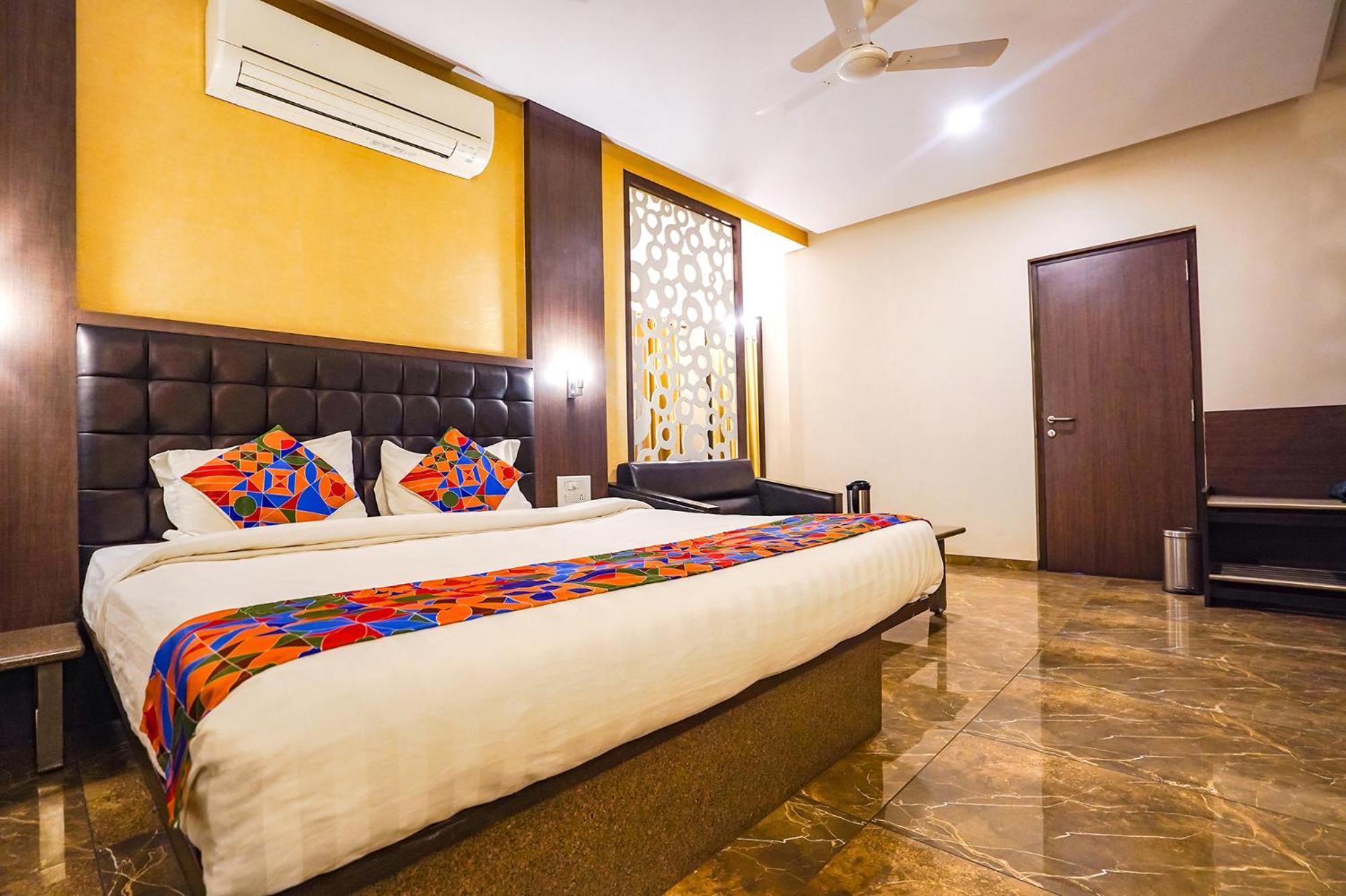 Fabhotel Jagannath - Nr Platinum Hospital, Sitabuldi Nagpur Bagian luar foto